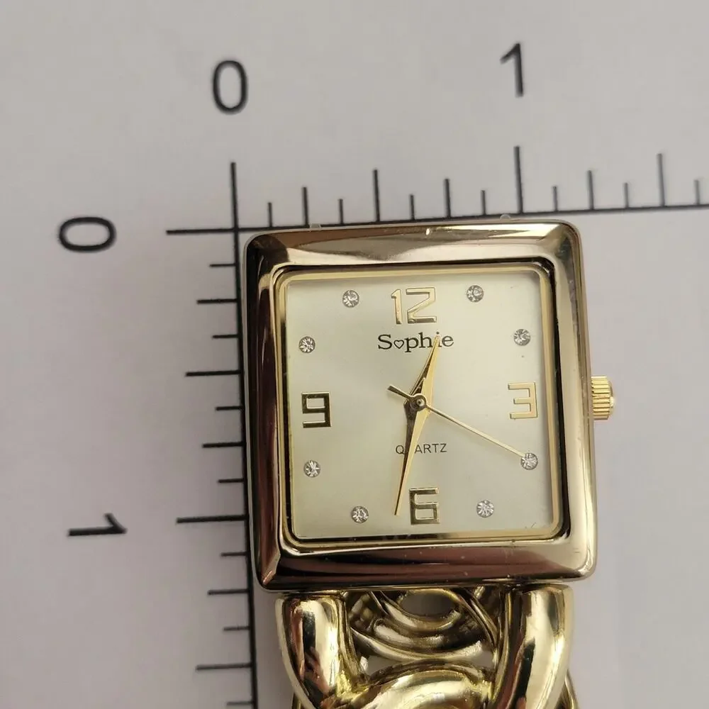Vintage Sophie Quartz Womens Watch 25mm Gold Tone Champagne Dial Chain Bracelet
